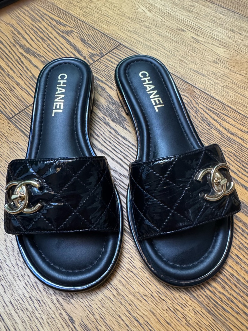 CHANEL Black Quilted Patent Leather Slide Mules with Gold CC Hardware - Picture 2 of 4